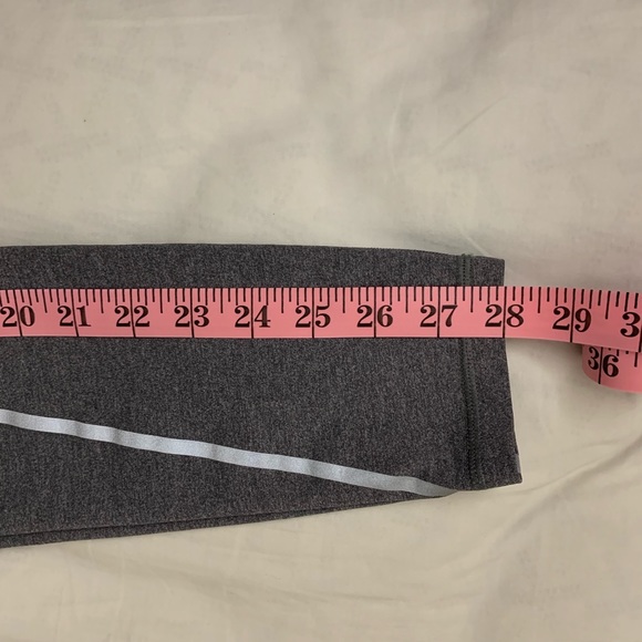 gray lululemon leggings - Picture 5 of 5
